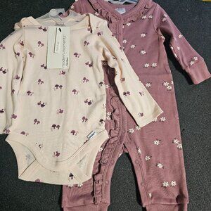 3-6M Gerber Onesies